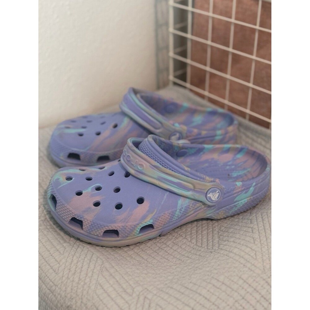 Crocs Purple & Blue Marbled Classic Clogs Juniors Size 3 EUC